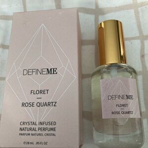 Defineme Floret Rose Quartz Crystal Infused Natural Perfume